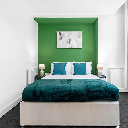 Beautiful Birmingham Central Spacious Apartment-Free Parking, Wifi, Contractors, Hs2, Bullring, Birmingham City Fc المظهر الخارجي الصورة