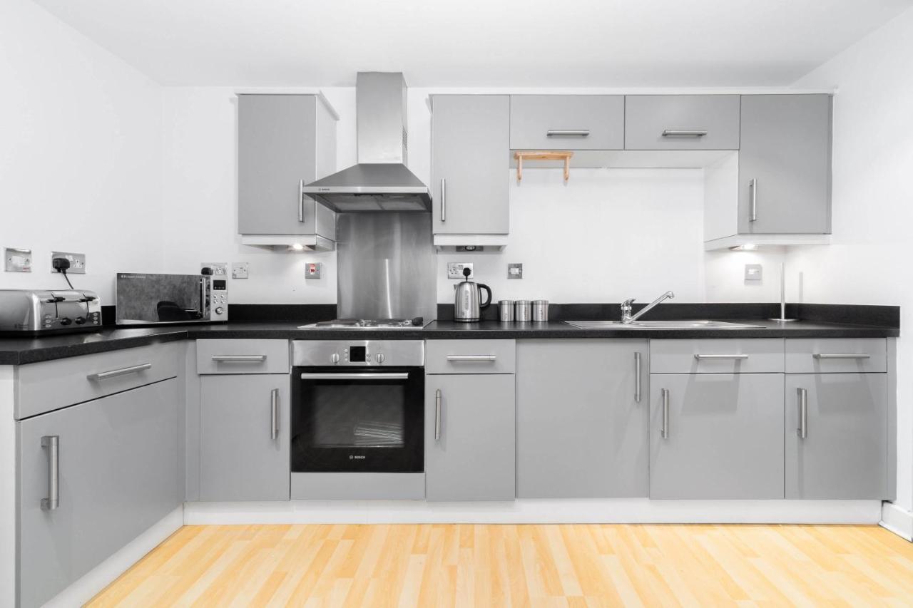 Beautiful Birmingham Central Spacious Apartment-Free Parking, Wifi, Contractors, Hs2, Bullring, Birmingham City Fc المظهر الخارجي الصورة