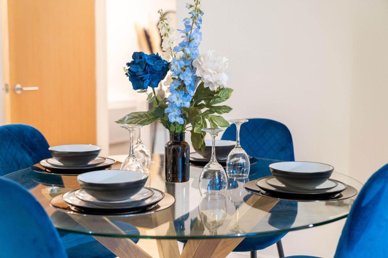 Beautiful Birmingham Central Spacious Apartment-Free Parking, Wifi, Contractors, Hs2, Bullring, Birmingham City Fc المظهر الخارجي الصورة
